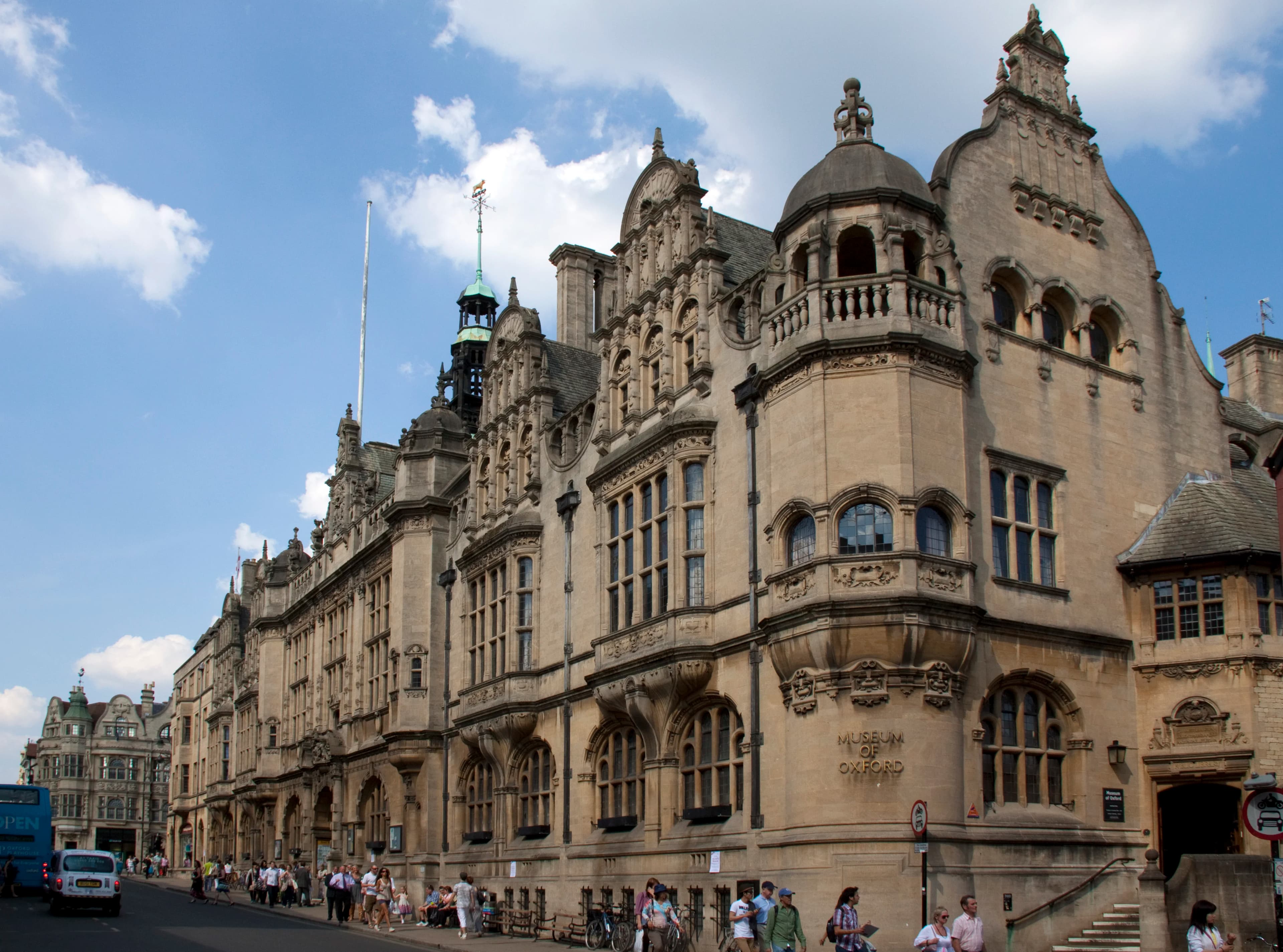 oxford campus image